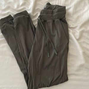 Free Spirit Outlet Joggers